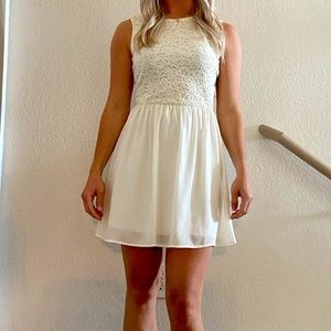 ✨✨Cream Dress✨✨